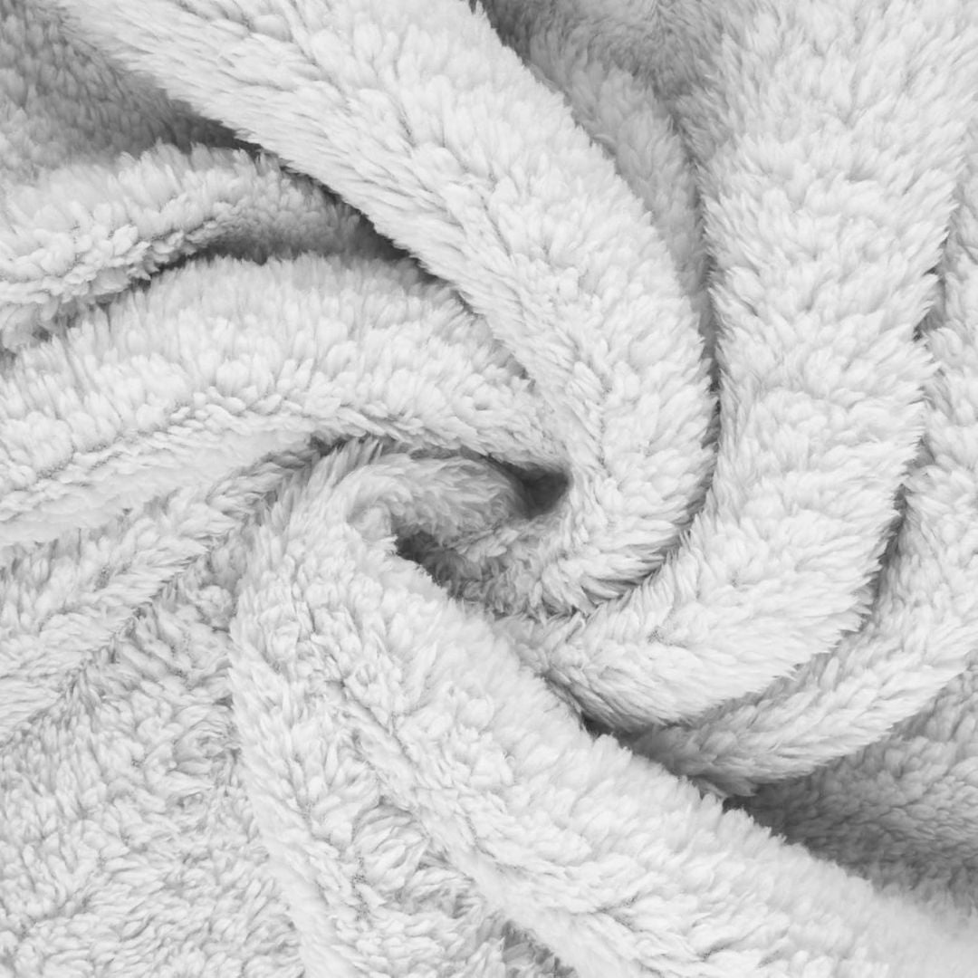 Kuscheliges Damen-Fleece-Kapuzen-Nachthemd mit Taschen