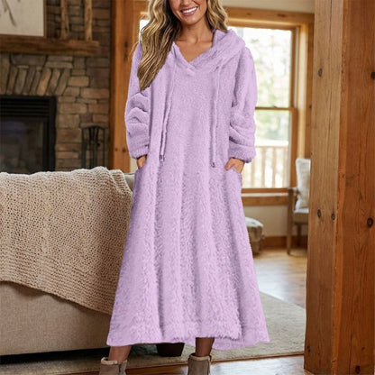Kuscheliges Damen-Fleece-Kapuzen-Nachthemd mit Taschen
