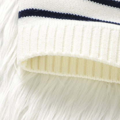 Baby Weihnachts-Strickpullover mit Santa