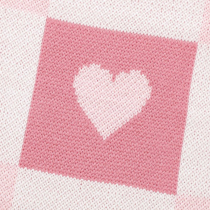 Knitted baby blanket