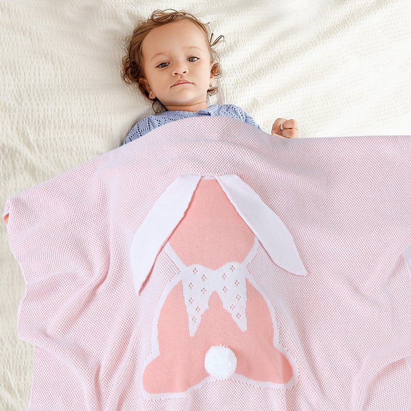 Weiche Baby-Strickdecke mit 3D-Hasenmotiv